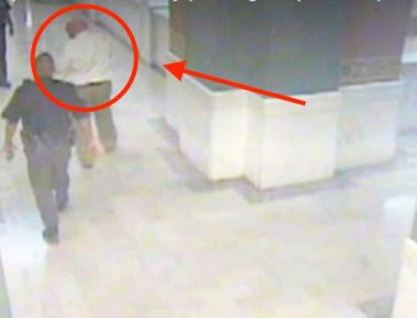 ΗΠΑ: Βιαστής ενός 10χρονου κοριτσιού που την έκαψε ζωντανή μαζί με τους παππούδες αυτοκτόνησε στο δικαστήριο (φωτό, βίντεο)